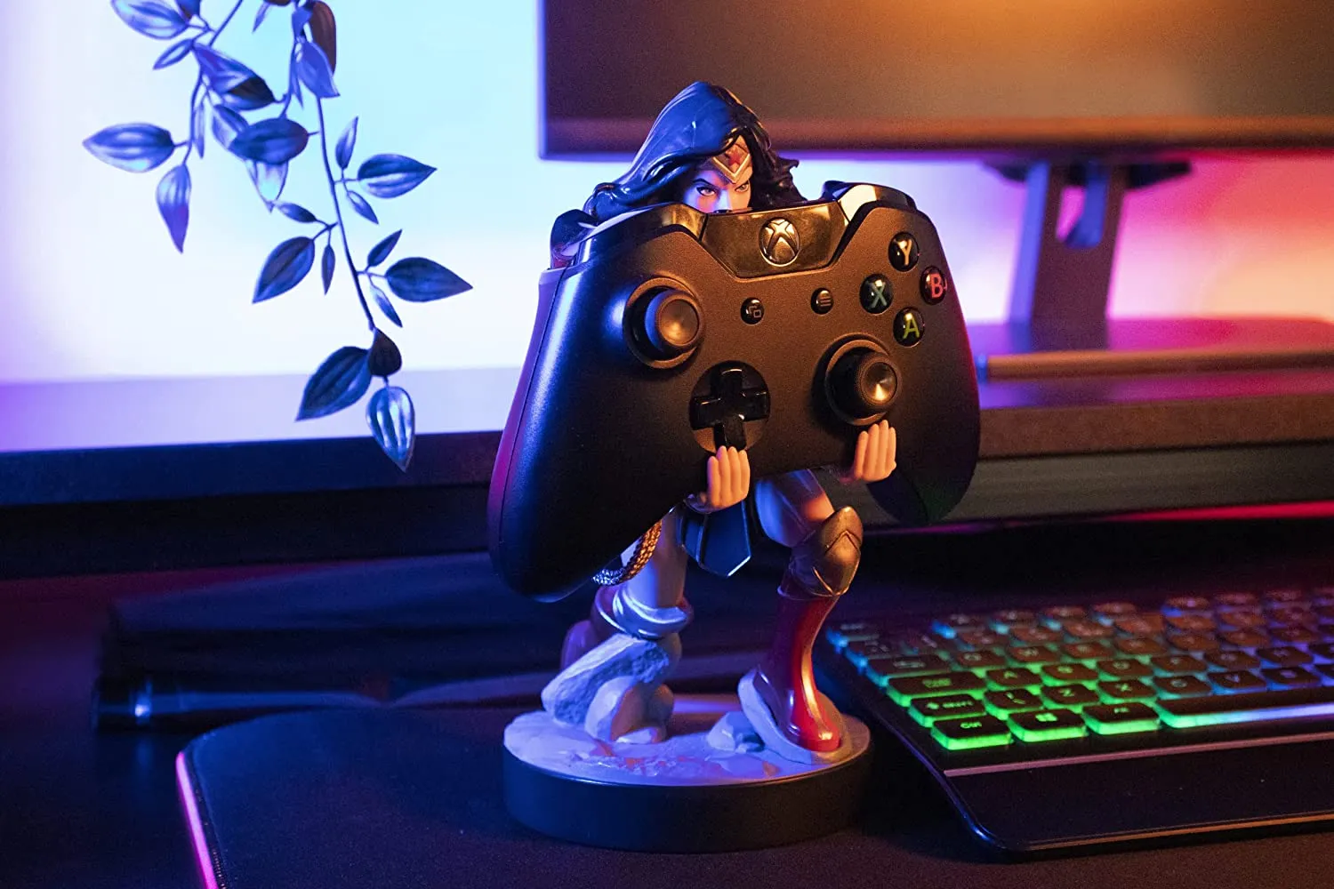 Cable Guys DC Wonder Woman Controller/Device Holder