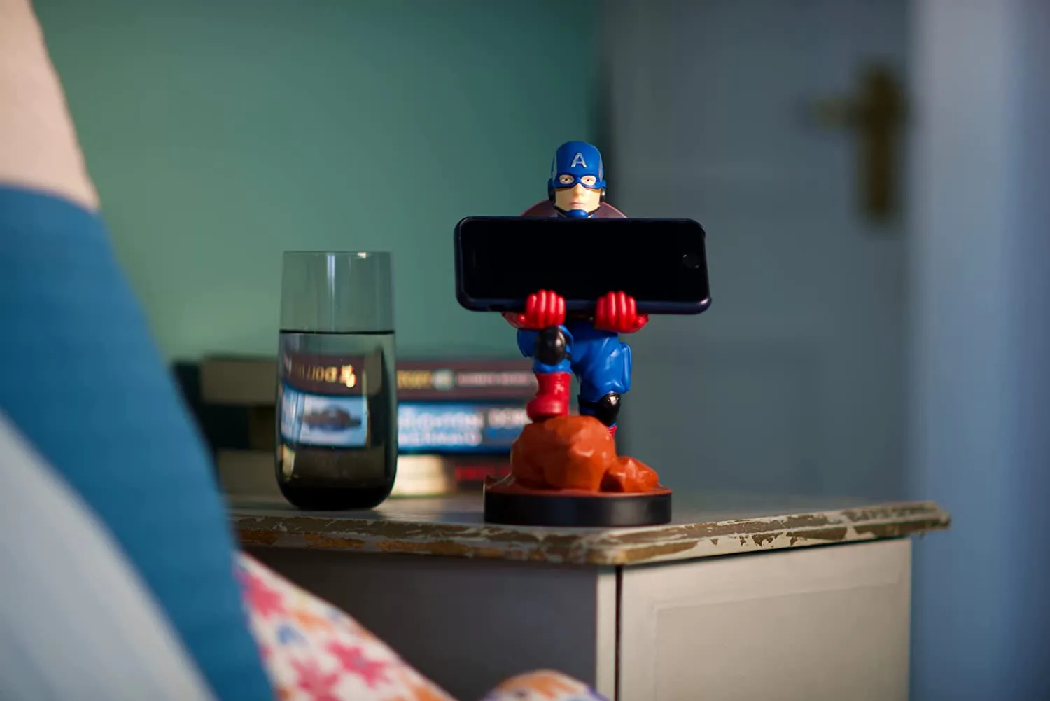 Cable Guys Marvel Captain America Controller/Device Holder