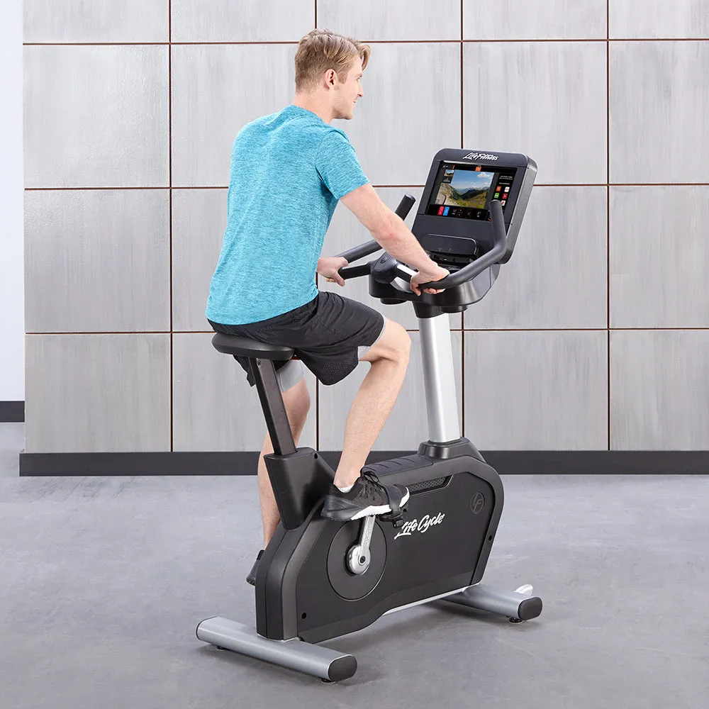 Life Fitness Club Series Upright Bike - SE3 HD