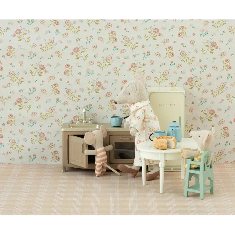 Maileg high chair for mice