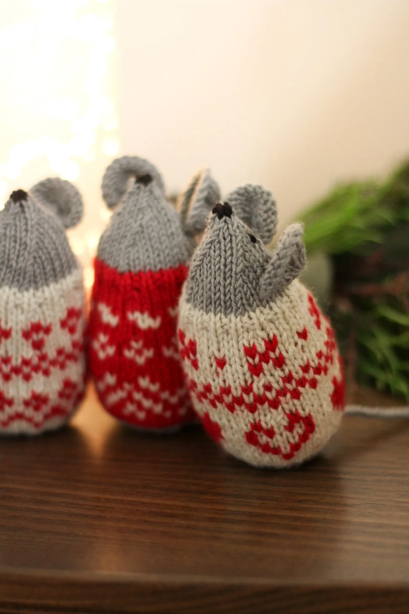 Nordic Christmas Mice | Knitting Kit