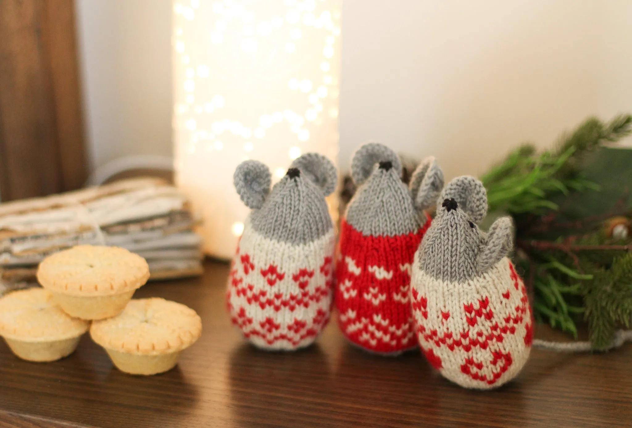 Nordic Christmas Mice | Knitting Kit