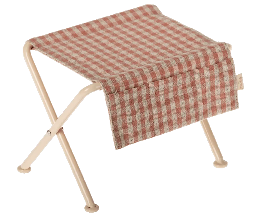 Nursery table, Micro