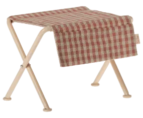 Nursery table, Micro