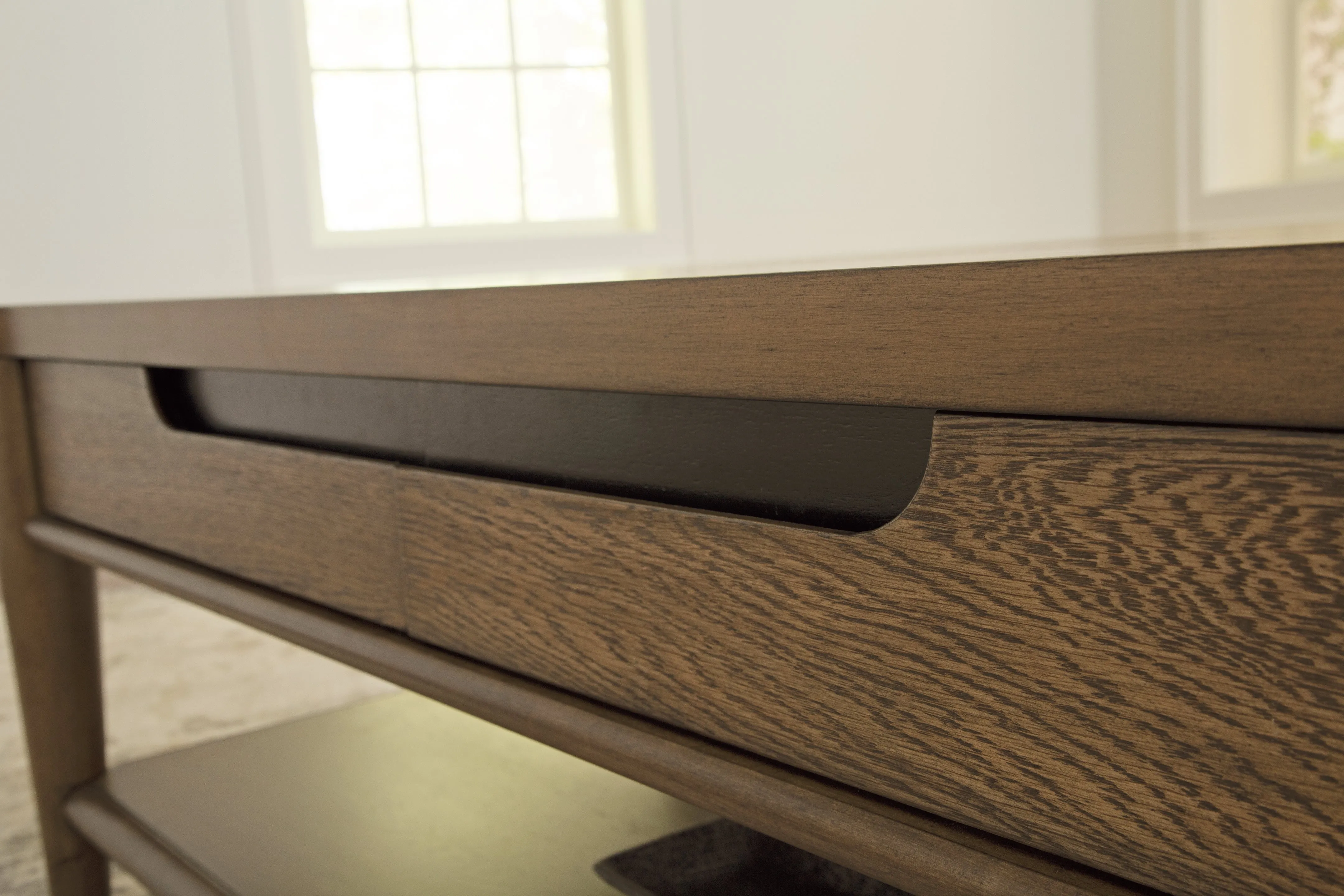 Roanhowe Coffee Table with 1 End Table in Brown